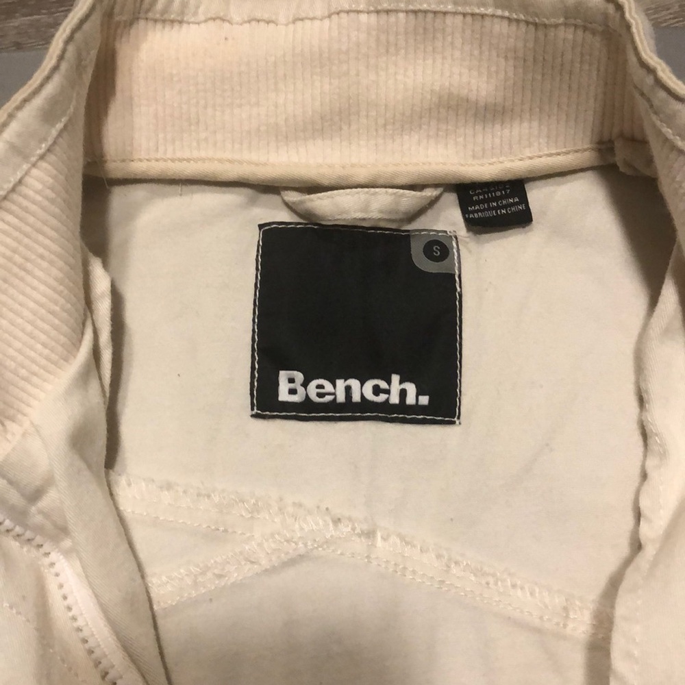 Bench Off-white Jacket - Picture 2 of 3